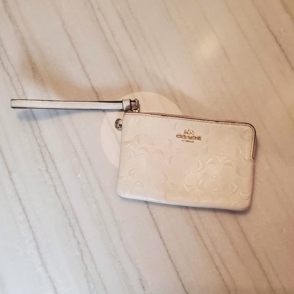 Coach Corner Zip Signature Embossed Wristlet Cream with Gold-tone Hardware